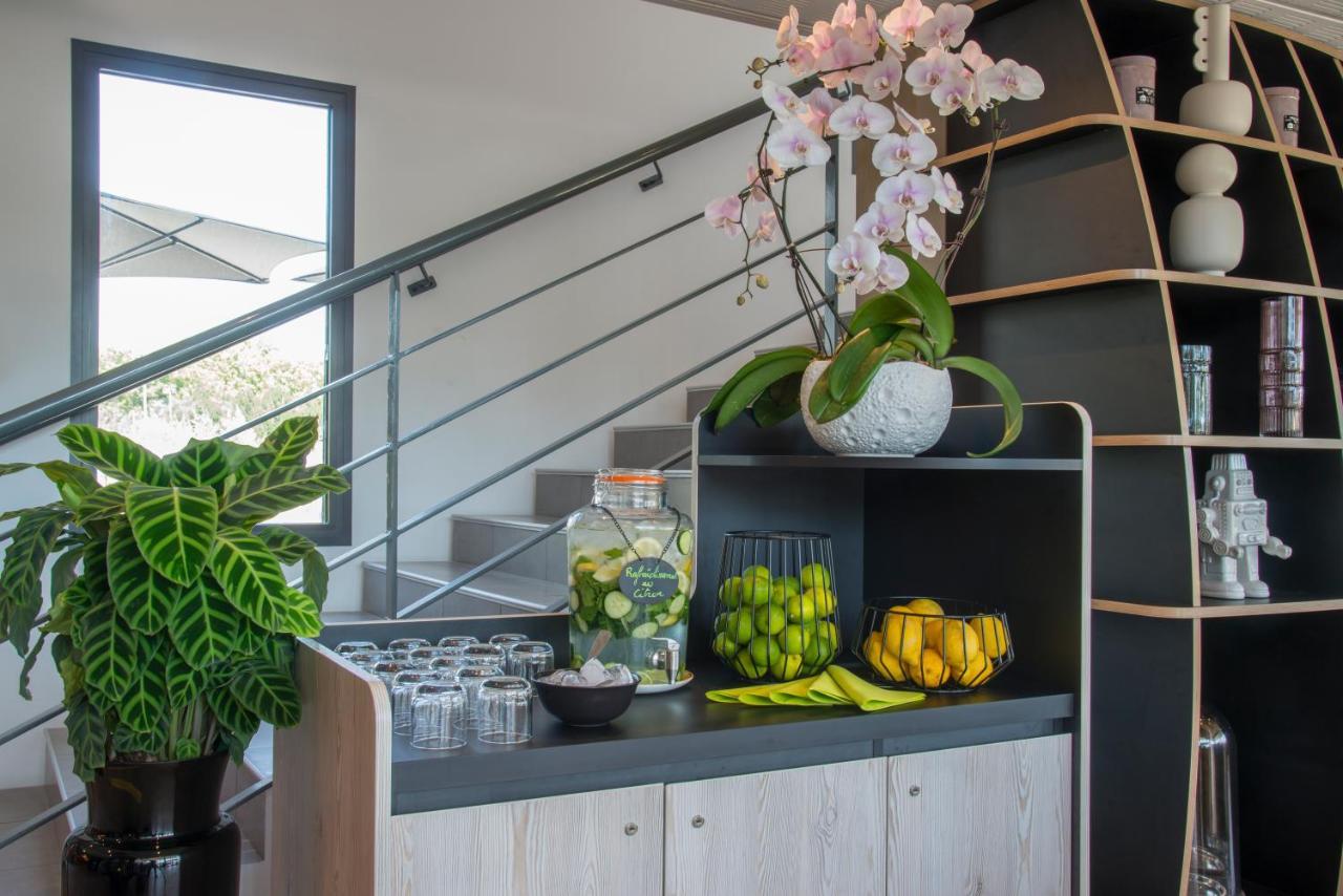 Ibis Styles Pertuis Portes Du Luberon Exterior photo
